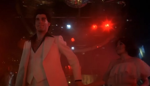 Costumul alb purtat de John Travolta în filmul „Saturday Night Fever" va fi scos la licitaţie/ VIDEO