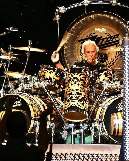 Frank Beard, bateristul formaţiei ZZ Top, a murit la vârsta de 77 de ani
