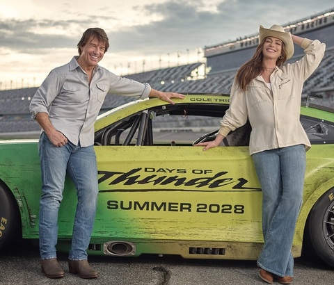 Tom Cruise anunţă continuarea filmului „Days of Thunder” cu Anne Hathaway