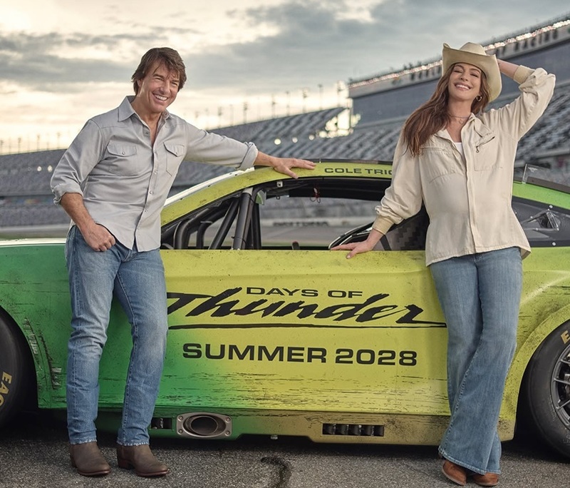 Tom Cruise anunţă continuarea filmului „Days of Thunder” cu Anne Hathaway