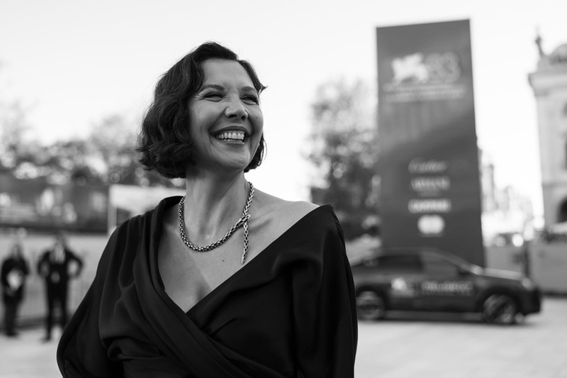 Maggie Gyllenhaal, preşedinta juriului Festivalului de la Veneţia, afirmă că industria cinematografică se confruntă cu o „problemă sistemică” legată de sexism