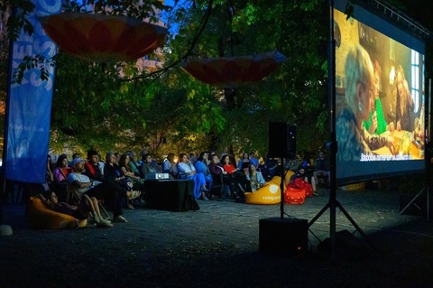 Weekend Sessions încheie sezonul în aer liber cu două seri de cinema spaniol la Casa Filipescu-Cesianu