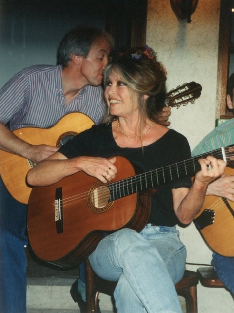 Balerinii şi inelele cu diamante ale lui Brigitte Bardot vor fi scoase la licitaţie