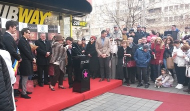 REPORTAJ:Aplauze şi lacrimi, în Piaţa Timpului, pentru Dem Rădulescu, George Constantin, Ştefan Bănică şi Dinu Manolache