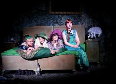 Piesa ”Memoria Apei”, câştigătoare a premiului ”Laurence Olivier” în 2000, se va juca în premieră la TNB