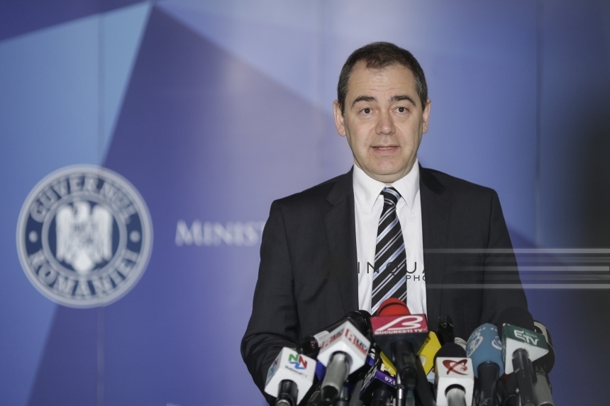 Vlad Alexandrescu apreciază răspunsul Ministerului Culturii în privinţa anulării concursului pentru şefia MNŢR ca ”inexact şi ilegal”