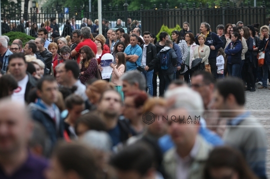 Coadă la Muzeul Naţional de Artă a României