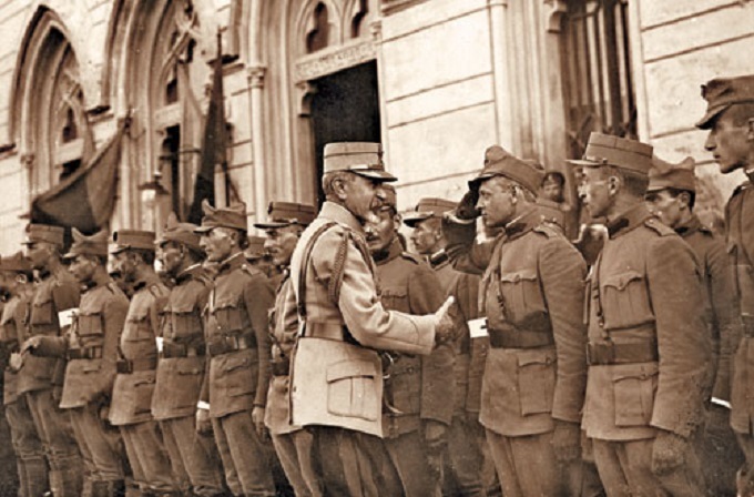 Intrarea României în Primul Război Mondial, marcată de Muzeul Cotroceni printr-o expoziţie cu fotografii şi scrisori ale eroilor