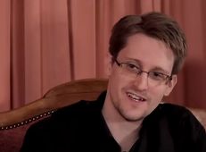 Edward Snowden, videoconferinţă din Rusia: Nu trăiesc într-o cutie. Duc o viaţă surprinzător de liberă