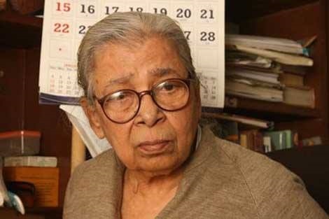 Scriitoarea şi activista indiană Mahsweta Devi a murit la vârsta de 90 de ani