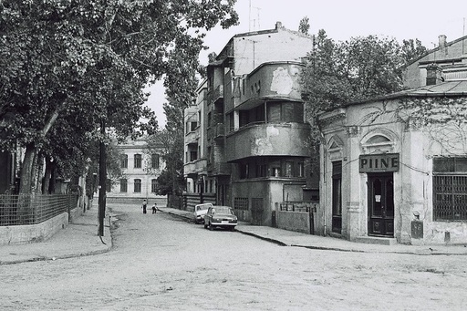 Amintiri dintr-un Bucureşti dispărut: Traseul cultural pietonal ”Cu bastonul prin Bucureşti” va începe duminică