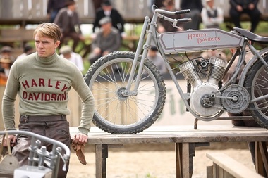 Producţia ”Harley and The Davidsons”, filmată anul acesta în România, va avea premiera pe 11 septembrie la Discovery Channel