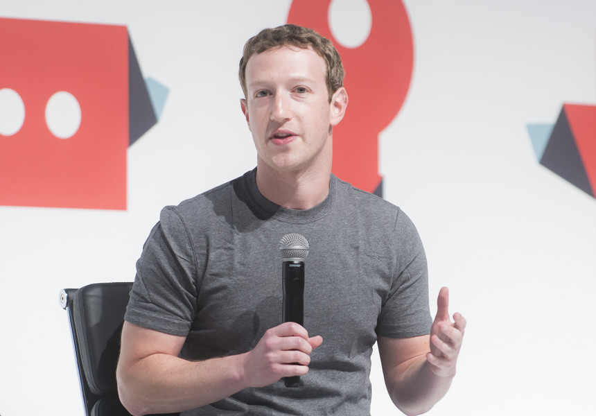 Mark Zuckerberg spune că Facebook nu va deveni o companie media