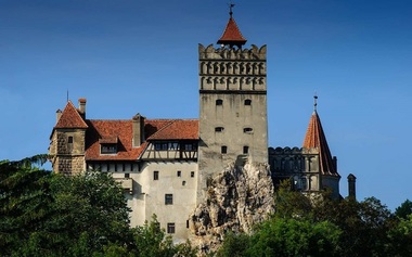 La Castelul Bran se deschide în această toamnă Casa de ceai “Regina Maria”

