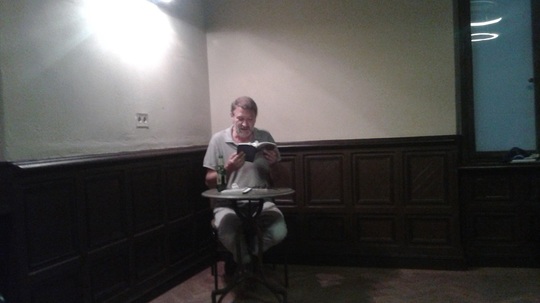 Florin Iaru a citit proză scurtă de autori cehi (Foto: Aura Clara Marinescu)