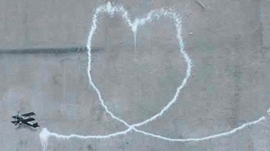 Un desen de Banksy, extras de pe zidul unei clădiri din Liverpool, pentru a fi expus într-un muzeu dedicat artei stradale
