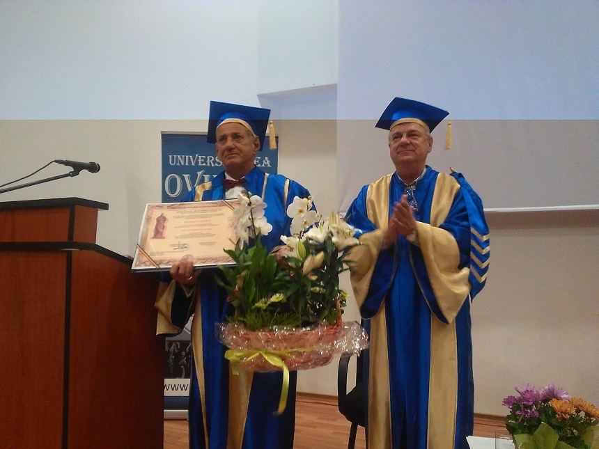 Gheorghe Zamfir a primit titlul de Doctor Honoris Causa al Universităţii ”Ovidius” din Constanţa