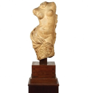 O sculptură antică, din colecţia pianistei şi scriitoarei Cella Delavrancea, va fi licitată la Artmark pentru suma de 120.000 de euro