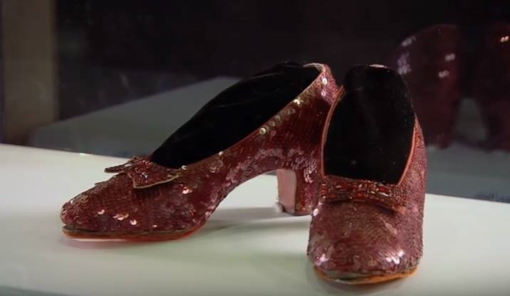 Un muzeu din SUA a lansat o campanie de strângere de fonduri pentru restaurarea pantofilor personajului Dorothy din filmul ”Vrăjitorul din Oz”