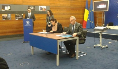 Maia Morgenstern, la semnarea protocolului de colaborare cu MAE: Aşteptăm să obţinem toate avizele şi aprobările ca să jucăm în teatrul nostru