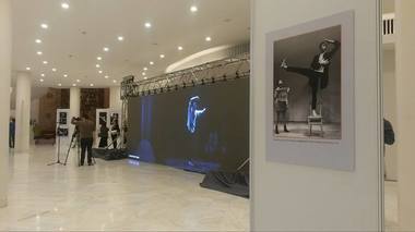 Festivalul Naţional de Teatru 2016 a început cu o expoziţie-document dedicată lui Gigi Căciuleanu; Artistul: Exist datorită lui Miriam Răducanu