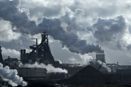 Organizaţia Meteorologică Mondială: O nouă eră în clima planetei - concentraţia medie de CO2 din atmosferă va depăşi la nivel global pragul istoric de 400 ppm în 2016