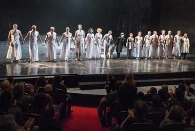 Festivalul Naţional de Teatru s-a încheiat duminică cu spectacolul ”Livada de vişini”, producţie a Teatrului Maly Drama din Sankt Petersburg