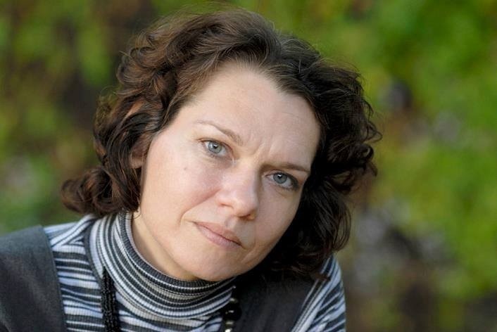 Scriitoarea turcă Asli Erdogan, aflată în închisoare, a adresat Europei ”un apel de urgenţă”