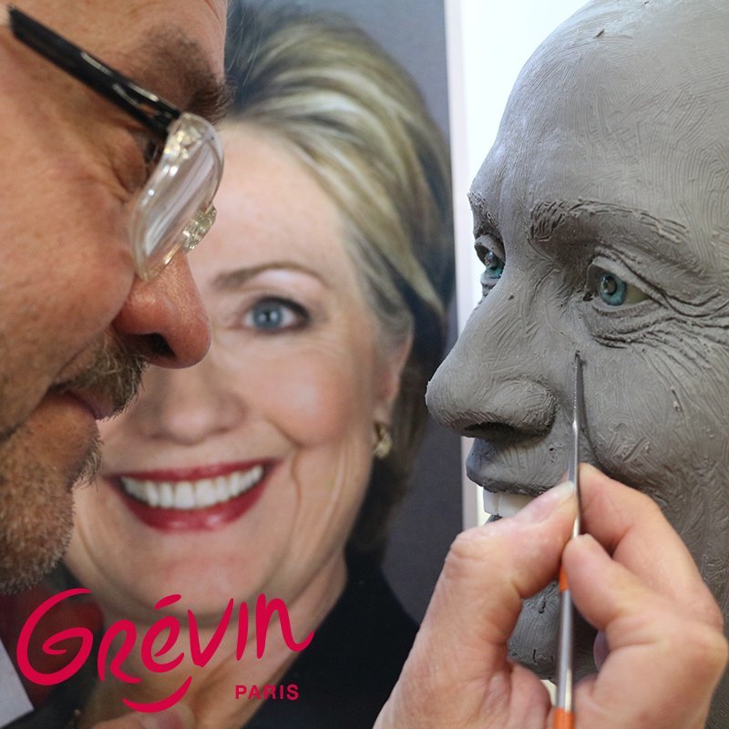 Sculptura din ceară a lui Trump va fi expusă la Muzeul Grévin peste câteva luni; Francezii s-au grăbit să comande statuia lui Hillary Clinton