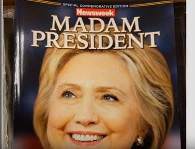 Revista Newsweek a distribuit din greşeală aproximativ 125.000 de exemplare în care a prezentat-o pe Hillary Clinton drept noul preşedinte al SUA