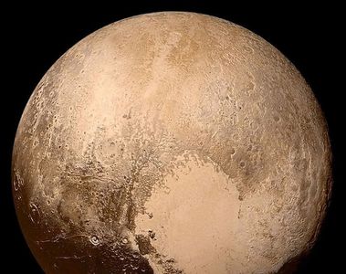 Pluto ascunde sub scoarţa sa îngheţată un ocean uriaş - studiu