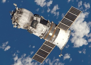 Un vehicul rusesc de tip cargo, lansat joi spre Staţia Spaţială Internaţională, a ars în întregime în atmosferă