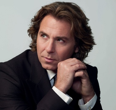 Tenorul Roberto Alagna, cântă prima dată în România; După întâmplarea de la Scala, nu m-am dus niciodată pe scenă fără jenă