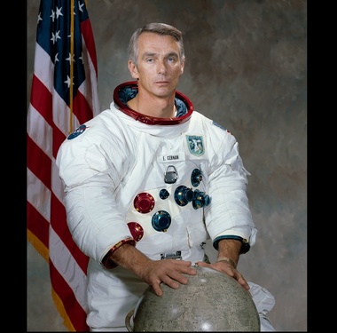 Eugene Cernan, ultimul om care a păşit pe Lună, a murit la vârsta de 82 de ani