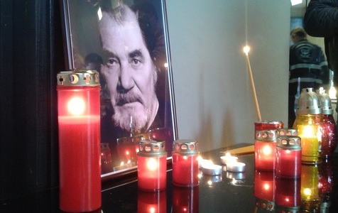 Actorul Ion Besoiu a fost înmormântat, sâmbătă, la Cimitirul Bellu, cu onoruri militare