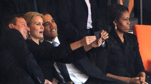 Galeria Saatchi pregăteşte o expoziţie cu tablouri şi imagini de tip selfie