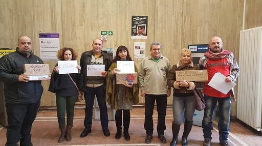Mai mulţi angajaţi ai Radio România au protestat şi i-au cerut demisia preşedintelui-director Ovidiu Miculescu 