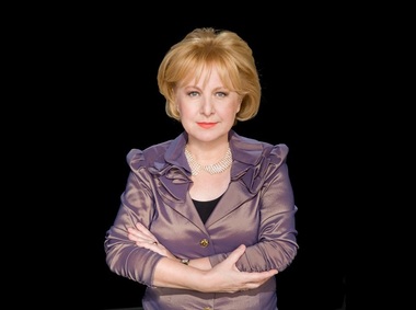 Un nou sezon al emisiunii ”Profesioniştii”, cu Eugenia Vodă, va fi difuzat de Televiziunea Română; Loredana - invitata primei ediţii din 2017