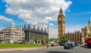 Gillian Wearing, prima femeie care va realiza o statuie pentru Piaţa Parlamentului din Londra. Proiectul, dedicat sufragetelor