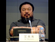 Artistul chinez disident Ai Weiwei a acuzat banca HSBC că a refuzat să îi deschidă un cont în Hong Kong