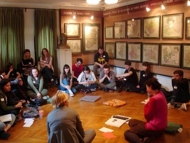 Muzeul Naţional al Hărţilor şi Cărţii Vechi a lansat un proiect de curatoriat co-creativ dedicat adolescenţilor