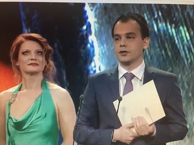 Gala Premiilor UNITER 2017: Andrei Huţuleac a primit trofeul pentru cel mai bun actor în rol principal