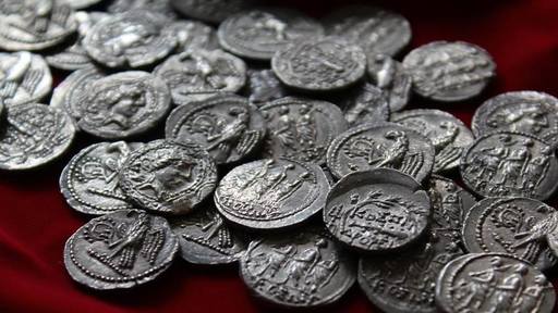 Galaţi: Expoziţie "Aurul şi argintul antic al României”, cu piese clasate în Tezaurul naţional