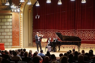 Concertmaistrul Filarmonicii din Viena, Volkhard Steude, va susţine trei concerte în România