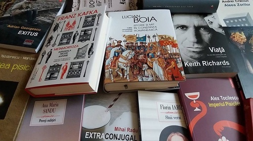 Oferta editurilor la ediţia de vară a Bookfest: Humanitas mizează pe texte civice şi reeditări celebre, Litera pe câştigătorul Man Booker 2016, Art pe scriitorul suedez Fredrik Backman şi Polirom pe Philip Roth