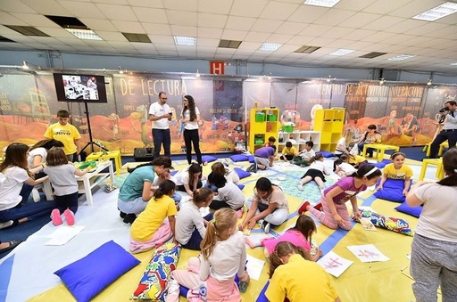 Bookfest 2017: Suedia a primit vizita a 200 de copii instituţionalizaţi şi a organizat expoziţia ”Unde cresc copiii” 