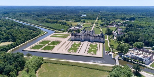 Grădinile Castelului Chambord au fost restaurate conform planurilor originale din secolul XVIII, cu un buget de 3,5 milioane de euro - VIDEO