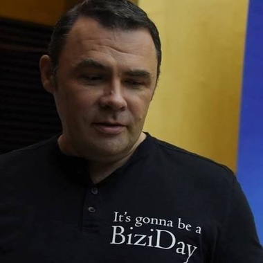 Blogul Biziday.ro a devenit Moise.ro, pentru separarea opiniilor de ştiri