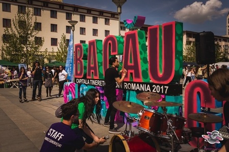 Iaşi, Baia Mare şi alte cinci oraşe concurează pentru titlul de Capitala Tineretului din România