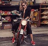 Cara Delevingne, pe primul loc în topul celor mai populari actori pe platformele de socializare
